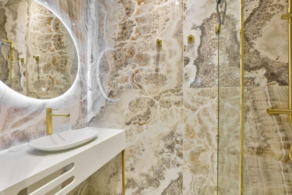 Luxurious & Peaceful - Near Le Marais - With Ac Apartment ปารีส ภายนอก รูปภาพ